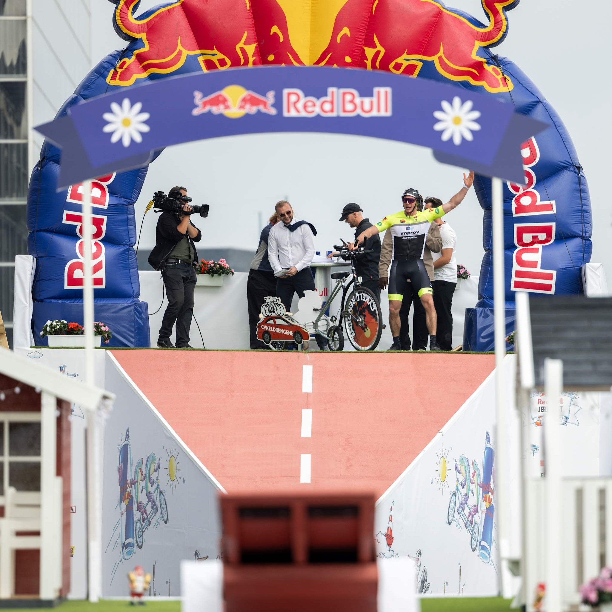 red-bull-jernhest (5)